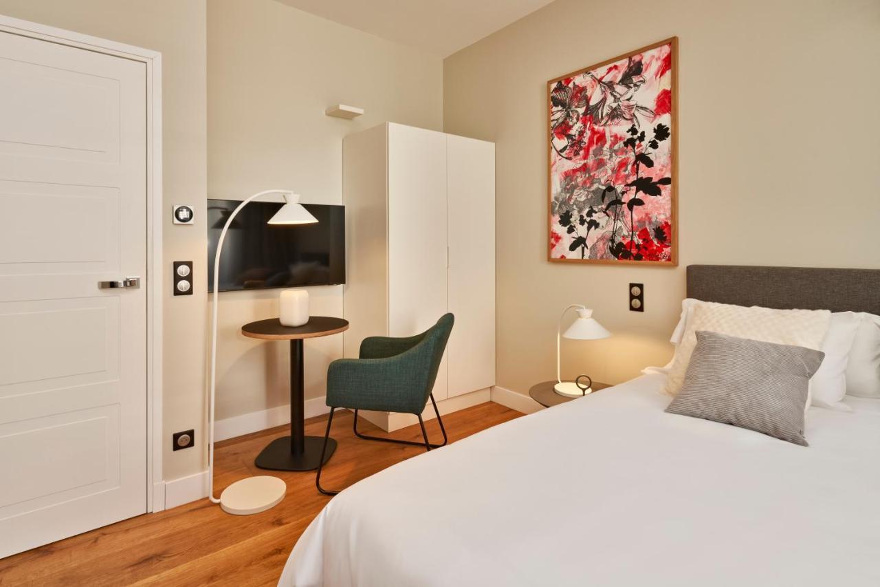 Hotel Le Chevalier Bleu Monpazier Eksteriør billede